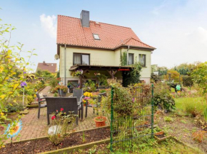 Lovely Apartment in Kropelin near the Sea